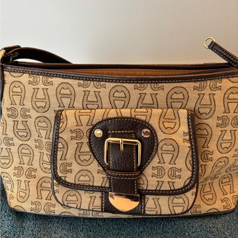 Vintage Etienne Aigner Handbag